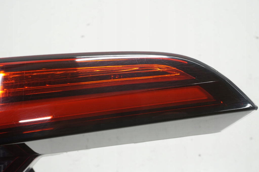 AUDI A4 B9 15R STATION WAGON LAMP LEFT REAR FLAP MATRIX 8W9945093B