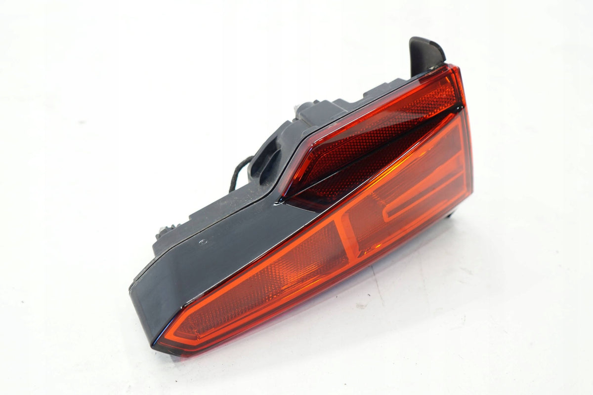 AUDI A4 B9 16R FLAP LAMP LEFT REAR 8W5945075A