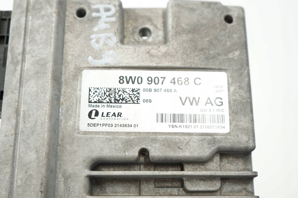 AUDI A4 B9 16R GATEWAY CONTROLLER MODULE 8IN0907468C