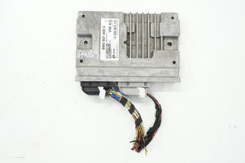 AUDI A4 B9 16R GATEWAY CONTROLLER MODULE 8IN0907468C