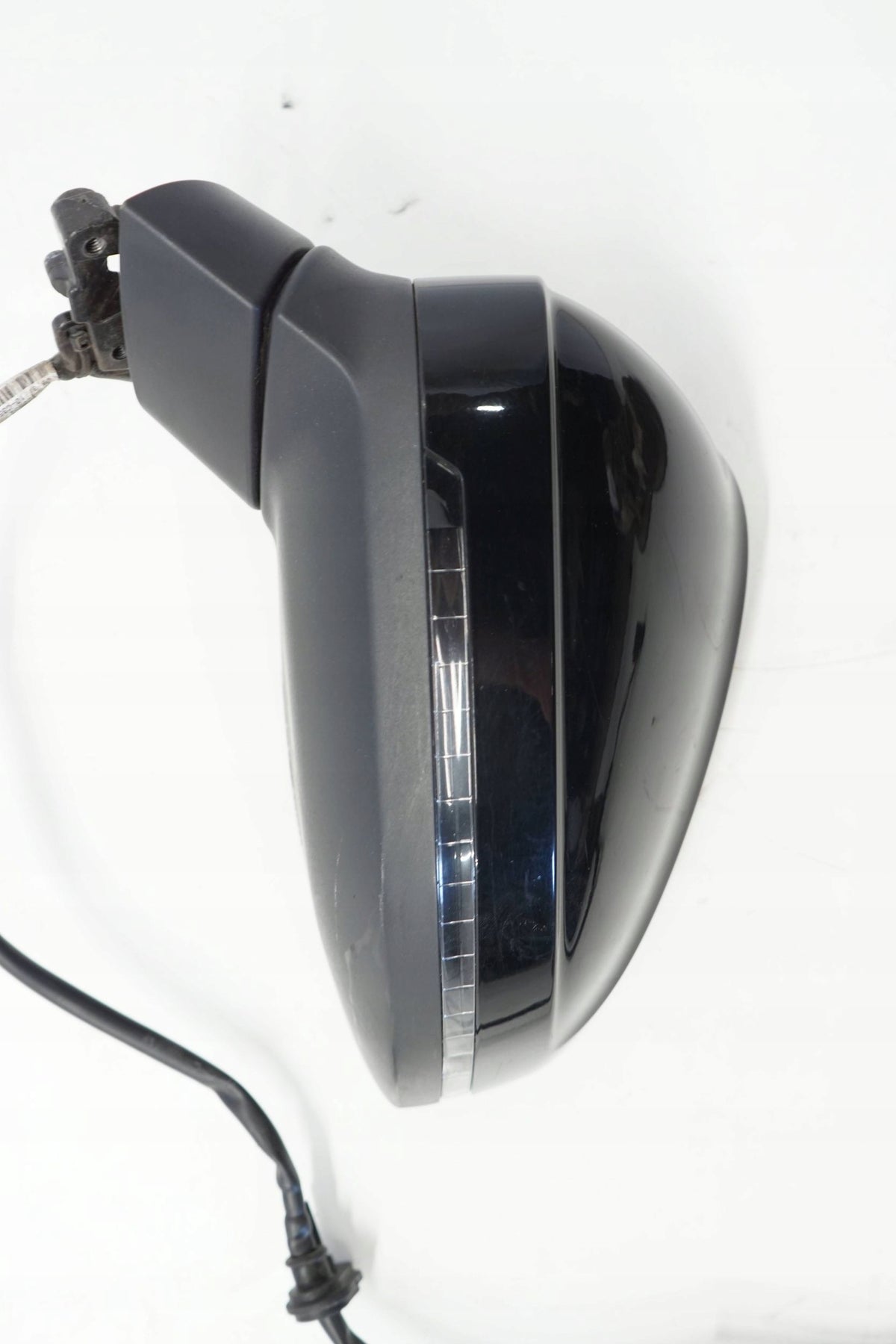 AUDI A4 B9 16R MIRROR LEFT 8PIN LY9B ENGLISH