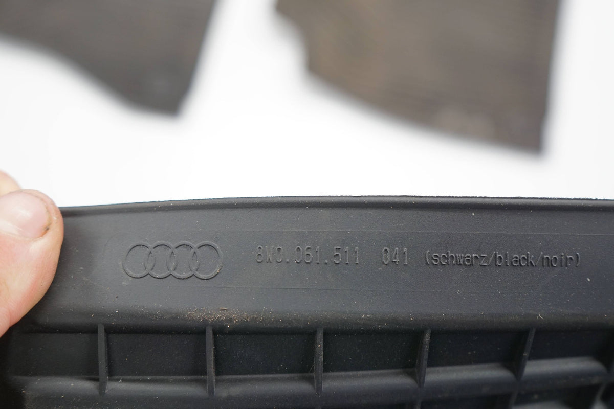 AUDI A4 B9 18R RUBBER RUG SET FRONT REAR SET
