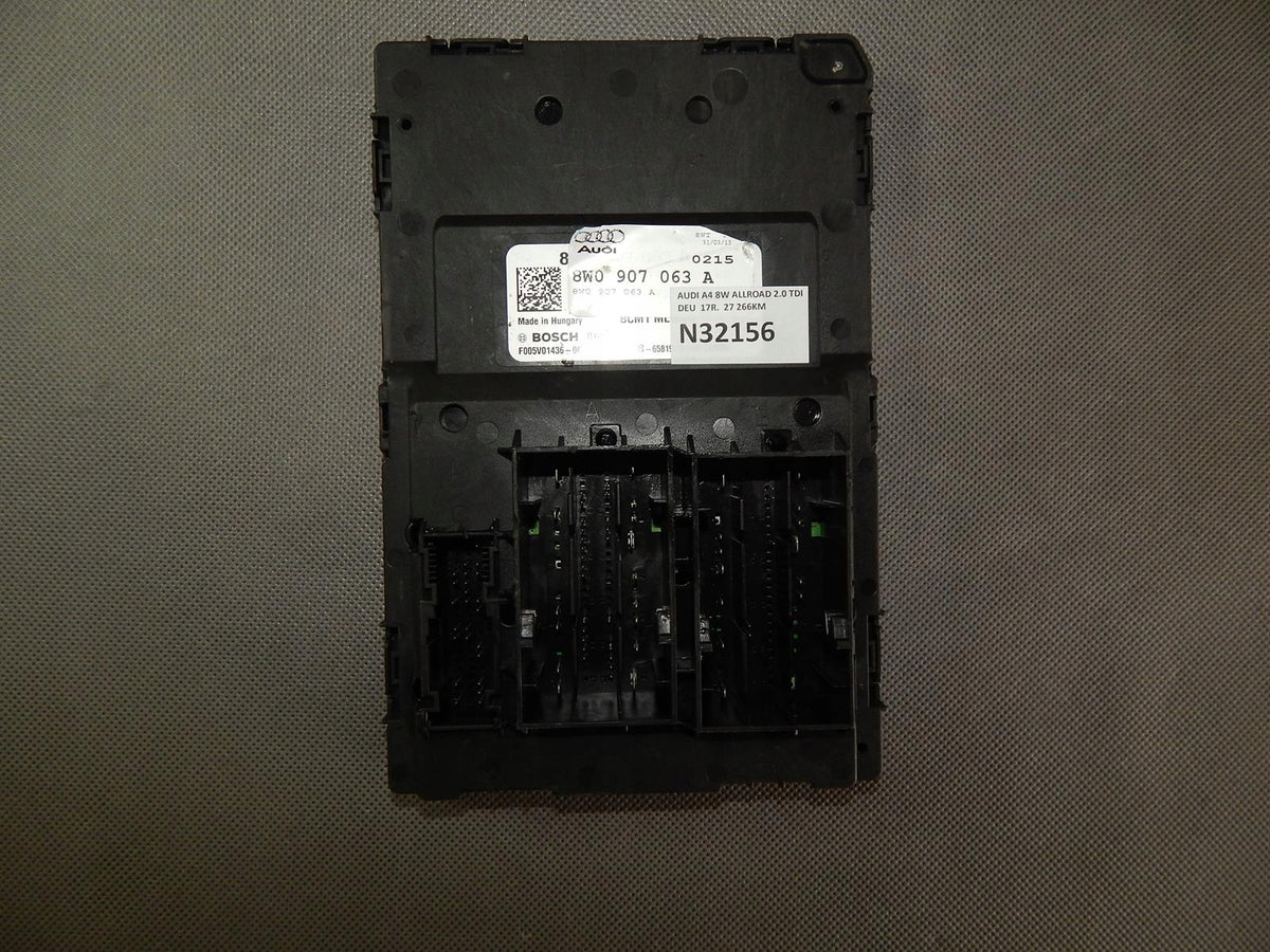 AUDI A4 B9 2.0 TDI MODULE BORDNETZ 8W0907063A