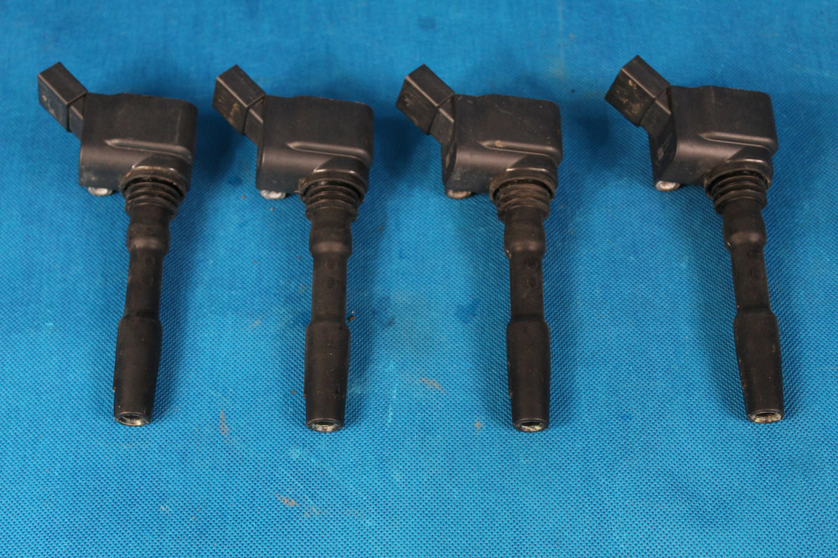 AUDI A4 B9 2016R 2,0 TFSI IGNITION COIL 06H905110G