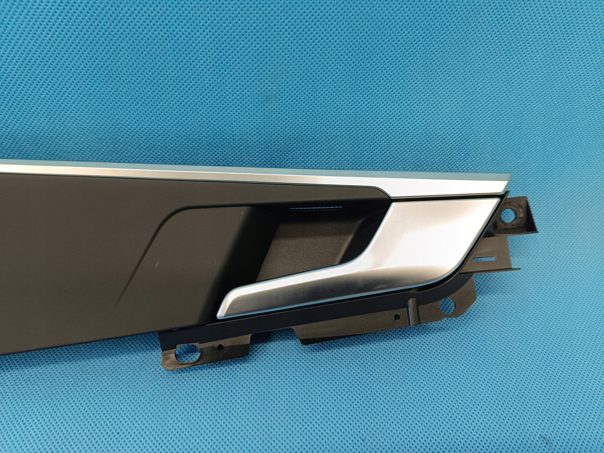 AUDI A4 B9 2024 AVANT 2,0 TFSI 110KW BACON DECOR DOOR HANDLE RIGHT FRONT