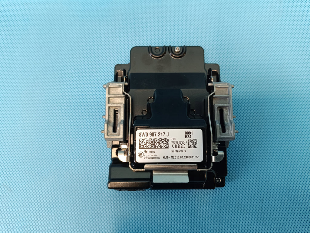 AUDI A4 B9 2024 R AVANT 2,0 TFSI 110KW CAMERA BELT ASSISTANT 8IN0907217J