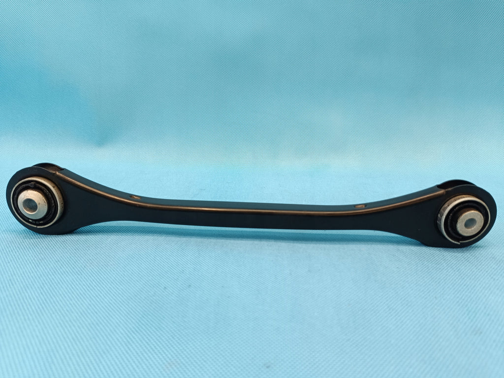 AUDI A4 B9 2024 R AVANT 2,0 TFSI 110KW CONTROL ARM LEFT REAR 4M0505425D