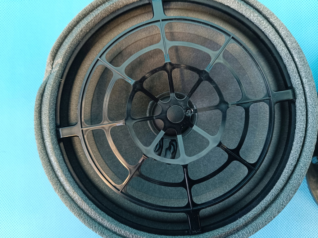 AUDI A4 B9 2024 R AVANT 2,0 TFSI 110KW DOOR SPEAKERS REAR 8IN5035411