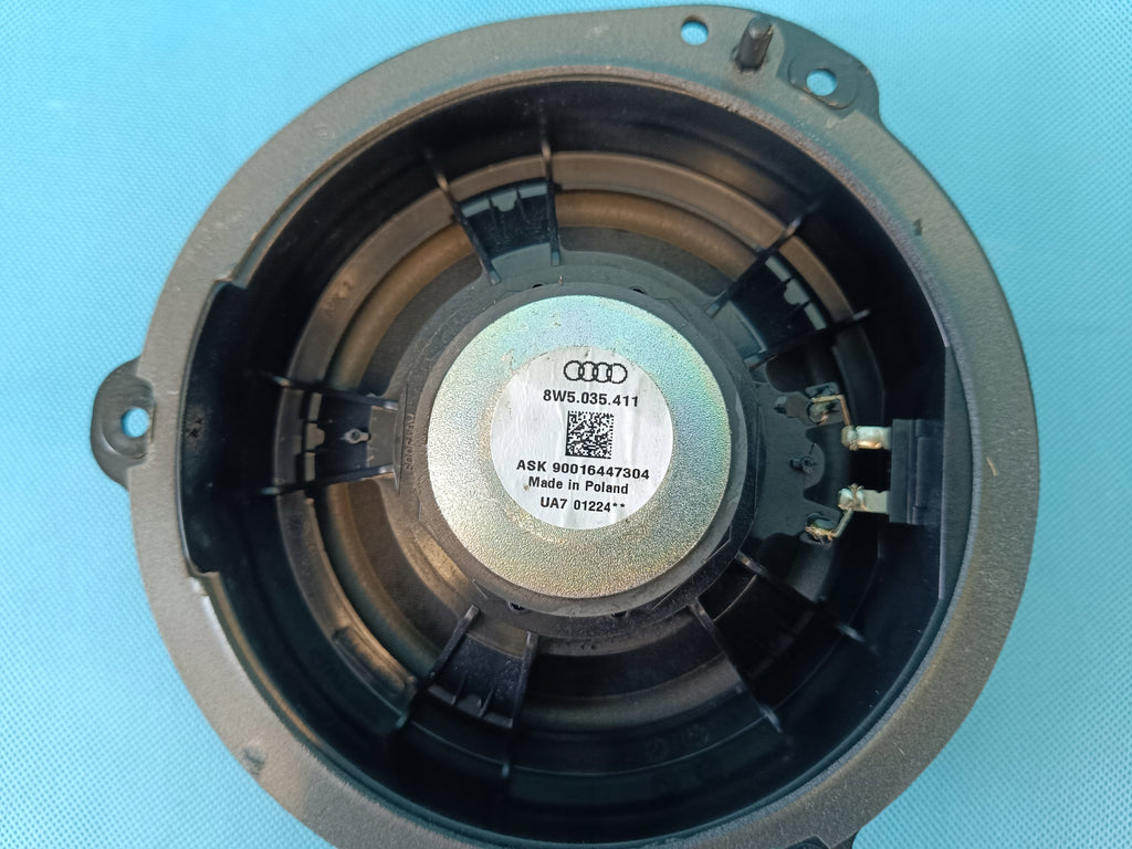 AUDI A4 B9 2024 R AVANT 2,0 TFSI 110KW DOOR SPEAKERS REAR 8IN5035411
