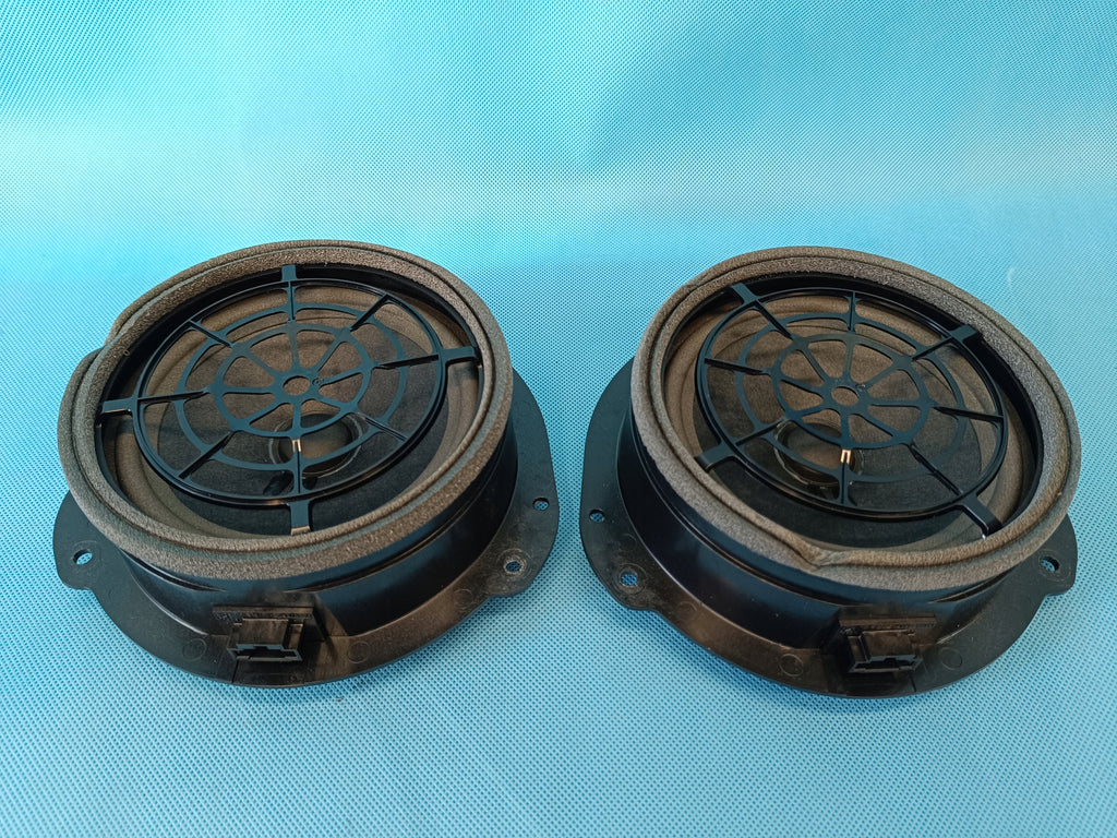 AUDI A4 B9 2024 R AVANT 2,0 TFSI 110KW DOOR SPEAKERS REAR 8IN5035411