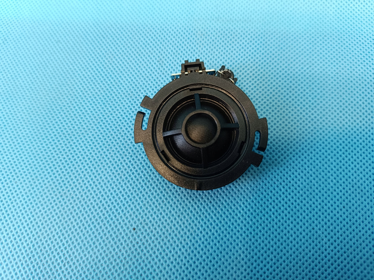AUDI A4 B9 2024 R AVANT 2,0 TFSI 110KW TWEETER 8IN5035399