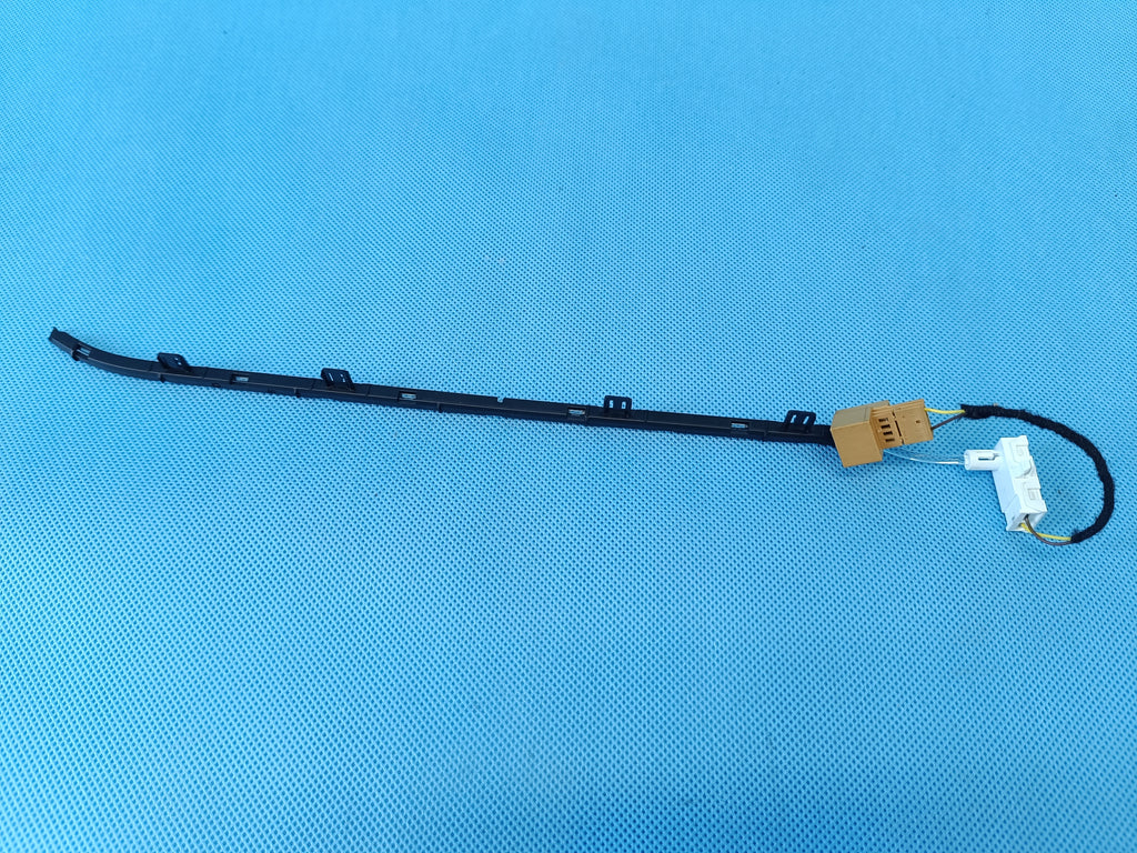 AUDI A4 B9 2024 R AVANT 2,0 TFSI STRIP LIGHTING TUNNEL FIBER RIGHT