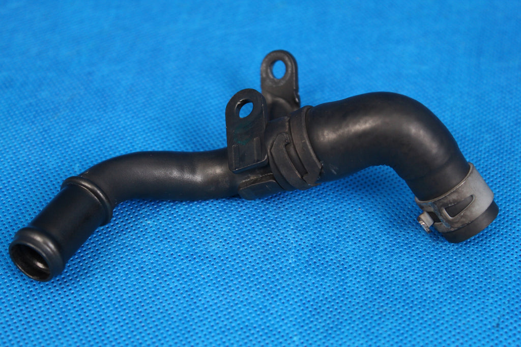 AUDI A4 B9 8W 2.0TDI LIFT WATER HOSE TUBE 05L122157AN 2020R