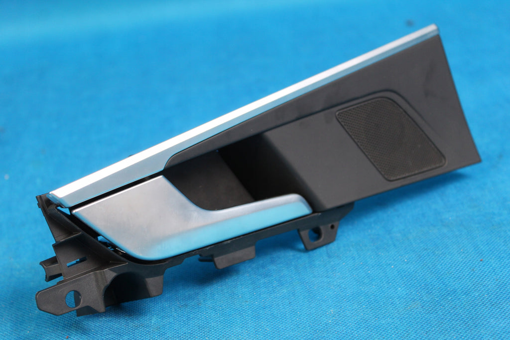 AUDI A4 B9 8W DOOR HANDLE REAR LEFT LED 8W0035409 2016R