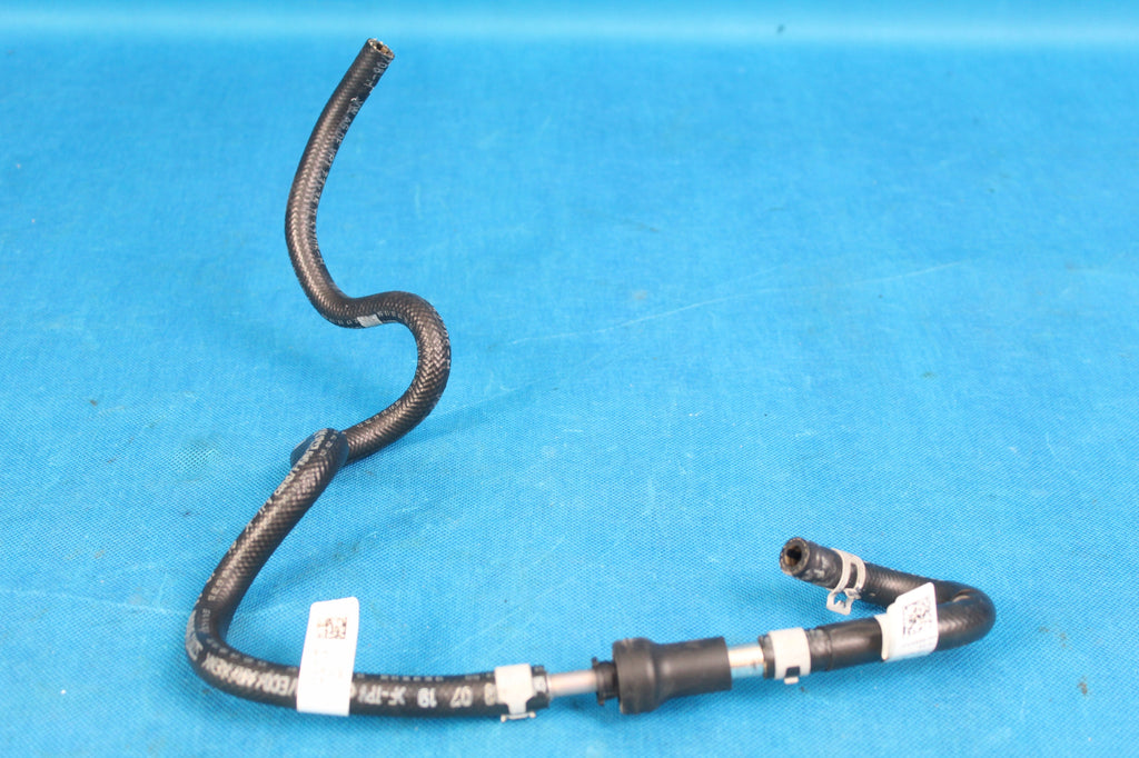 AUDI A4 B9 8W FUEL LINES PETROL 2019R 8W0201215BE 06L133086AA