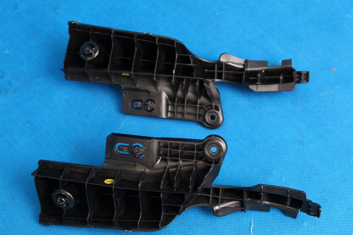 AUDI A4 B9 8W GUIDING CURTAIN FIXING 2016R 8IN5880755