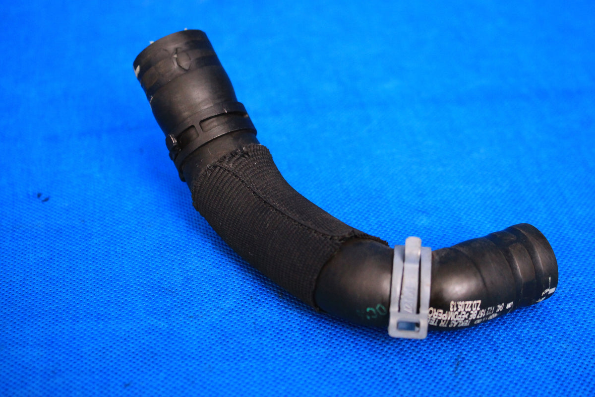 AUDI A4 B9 8W HOSE WATER HOSE 04L122157BE 16R
