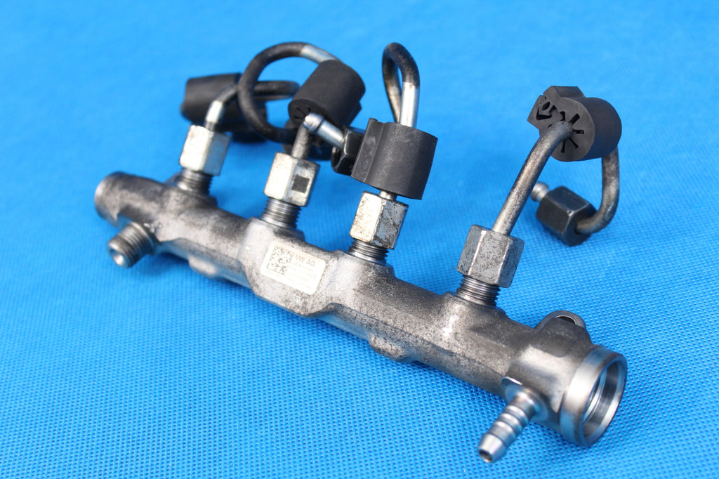 AUDI A4 B9 8W LIFT 2.0 TDI INJECTION RAIL 2020R 05L130089C