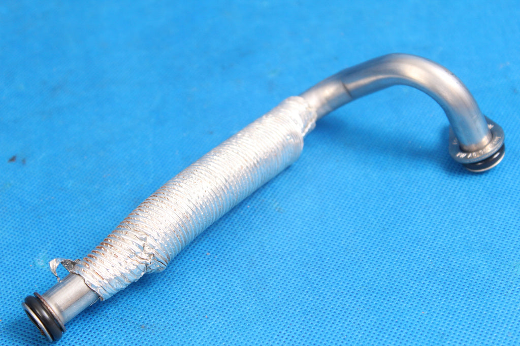 AUDI A4 B9 8W OIL RETURN HOSE 04E145735J 2017R