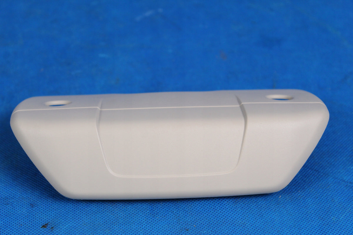 AUDI A4 B9 8W SEAT TOP COVER FRONT 4M0881590