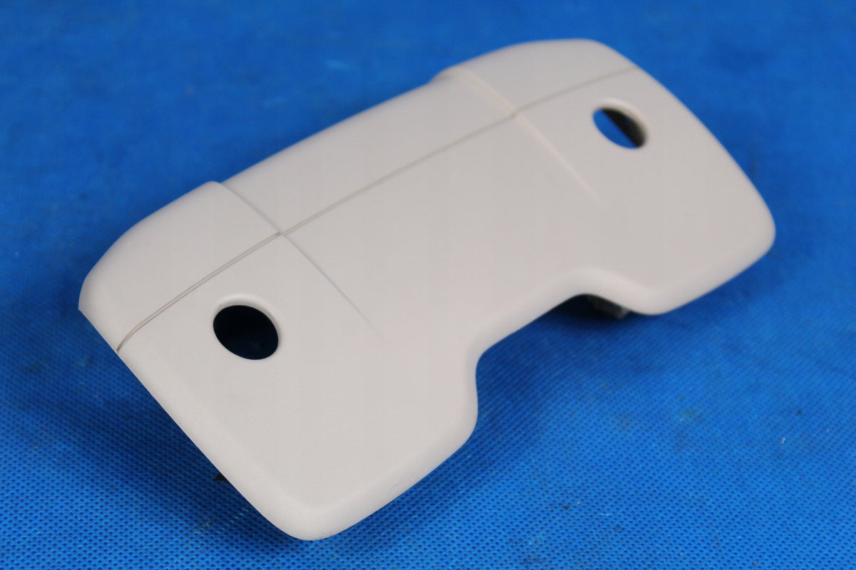 AUDI A4 B9 8W SEAT TOP COVER FRONT 4M0881590