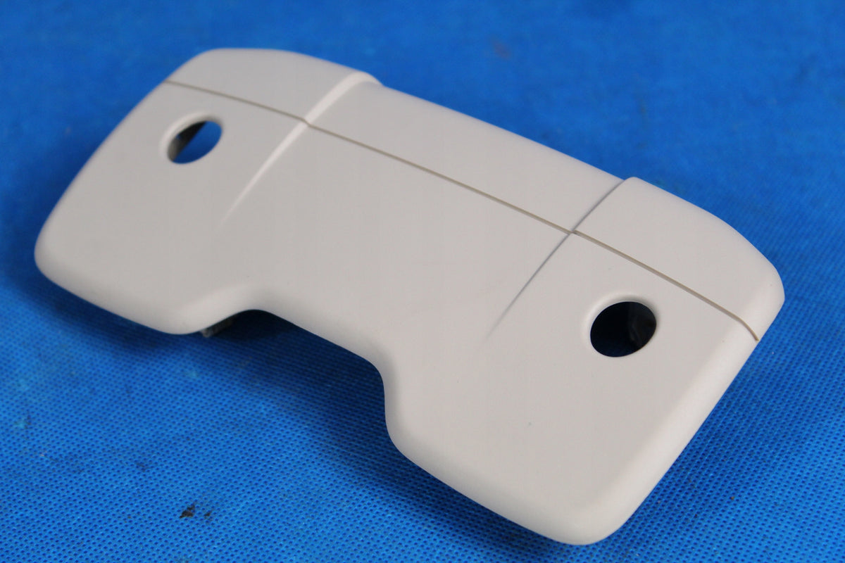 AUDI A4 B9 8W SEAT TOP COVER FRONT 4M0881590