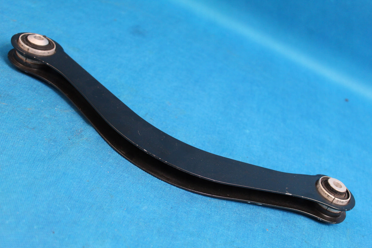 AUDI A4 B9 8W SWING ARM REAR RIGHT 8W0505398E 2016R