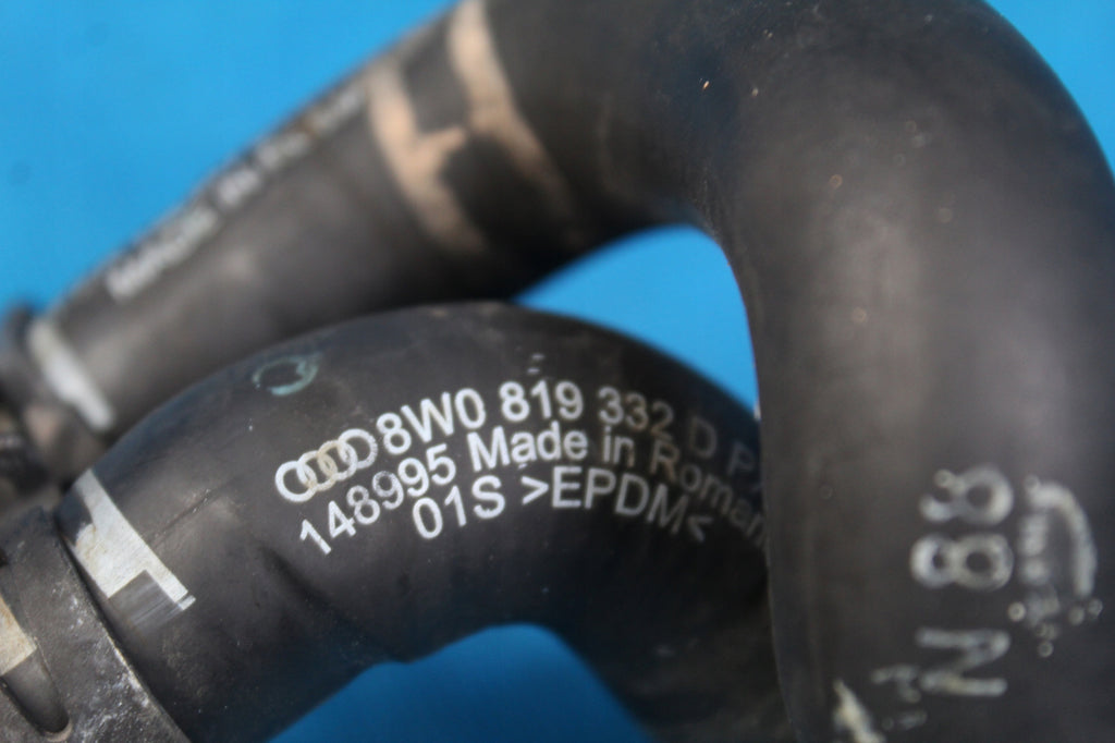 AUDI A4 B9 8W WATER HOSES 04L819342B 04L819334G 2016R