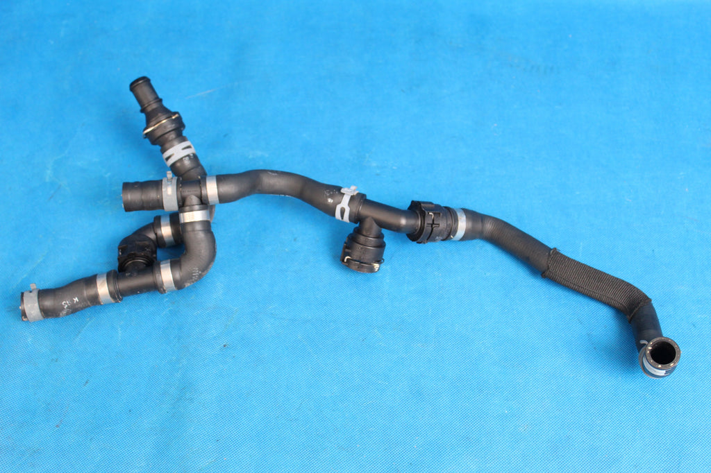 AUDI A4 B9 8W WATER HOSES SET 8IN0819334J 2017R