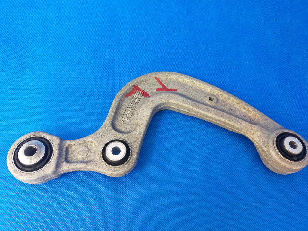 AUDI A4 B9 A5 F5A CONTROL ARM REAR RIGHT 8W0505324F 2016R