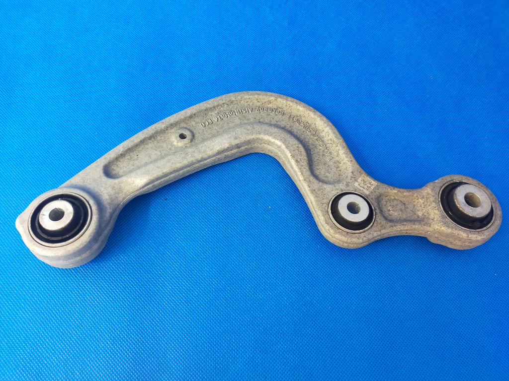 AUDI A4 B9 A5 F5A CONTROL ARM REAR RIGHT 8W0505324F 2016R