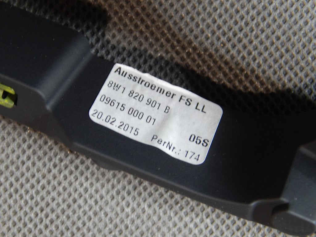 AUDI A4 B9 AIR VENT 8W1820901B