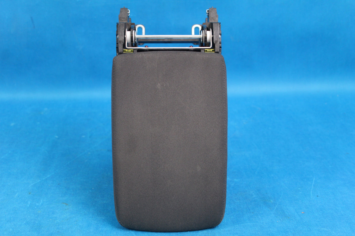 AUDI A4 B9 ARMREST MATERIAL SU9 SOUL 2017R 8IN0864207 8W0864283