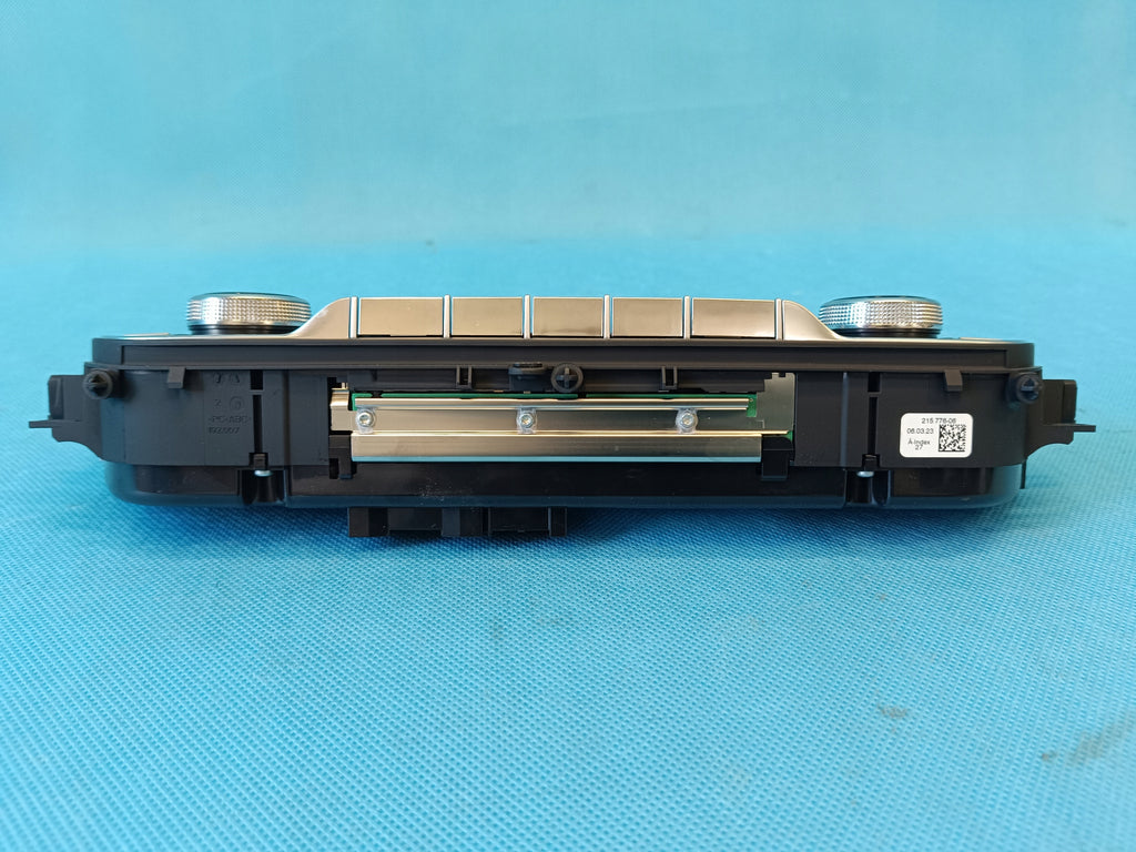 AUDI A4 B9 AVANT 2.0 TFSI 150KW 4x4 2023 R AIR CONDITIONING PANEL 8W0820043BJ