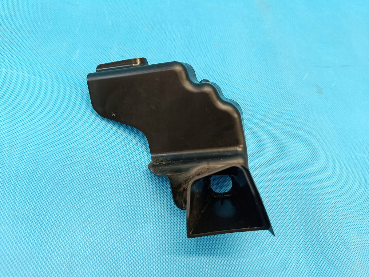 AUDI A4 B9 AVANT 2.0 TFSI 150KW 4x4 2023R DOOR LOCK LEFT FRONT 8X1837015D