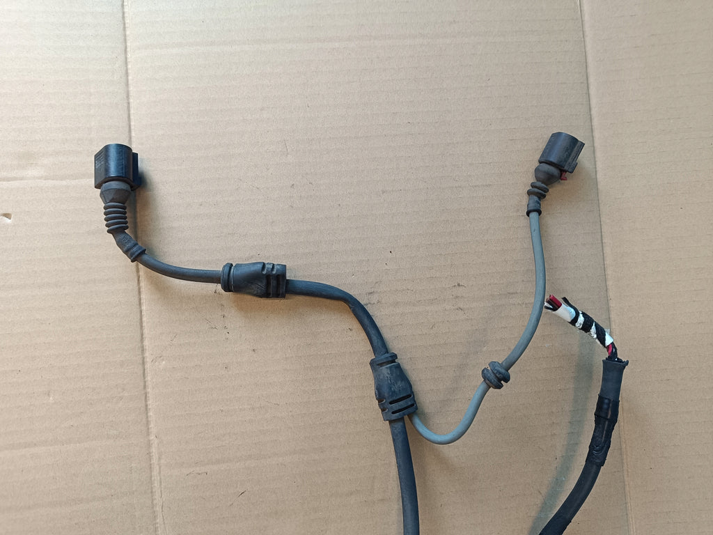 AUDI A4 B9 AVANT 2.0TFSI 4x4 23R ROTATION SENSOR BEAM LEFT REAR 8IN0972253