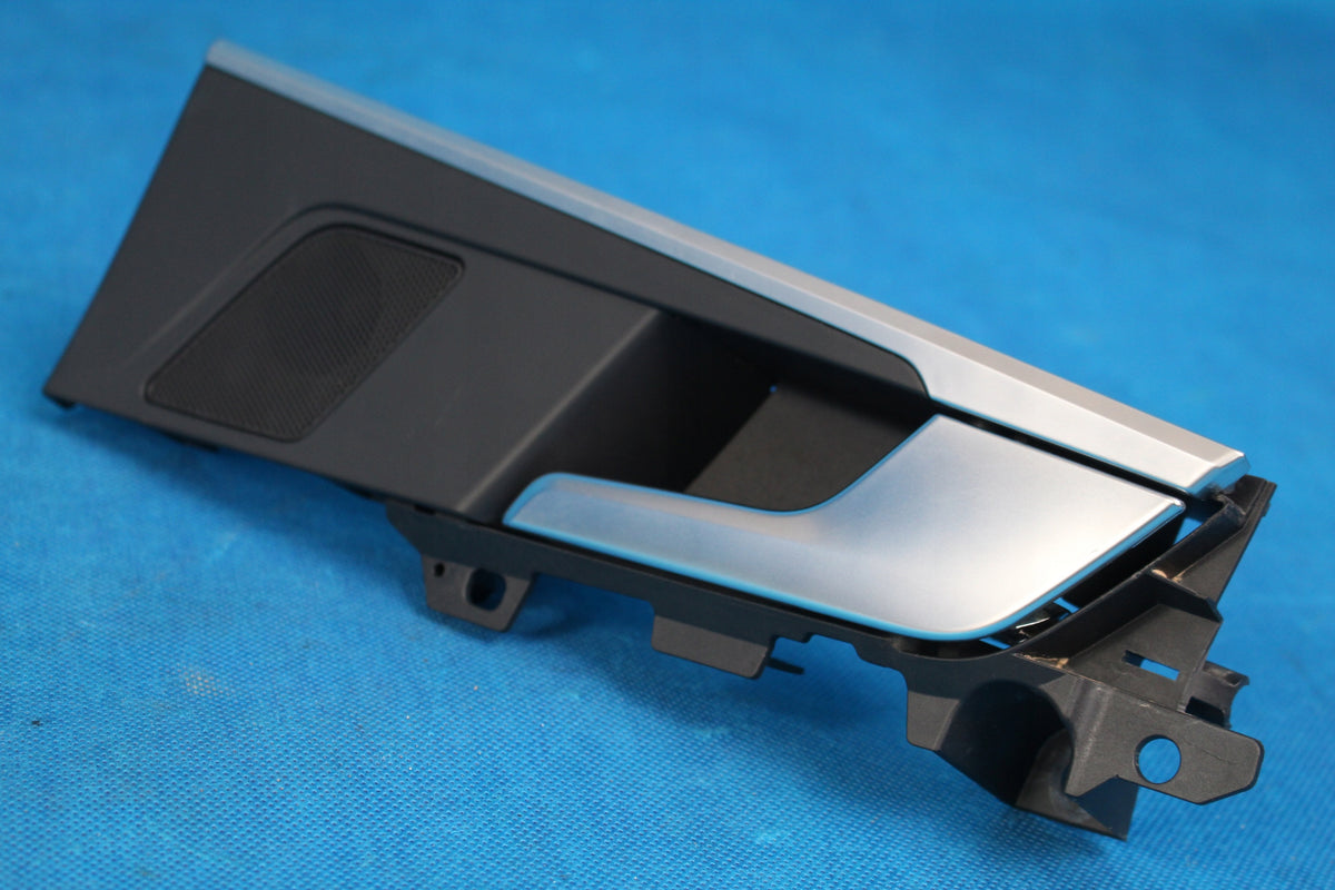 AUDI A4 B9 AVANT,EU 16R INTERIOR DOOR HANDLE RIGHT REAR 8W0839020/8W0959528