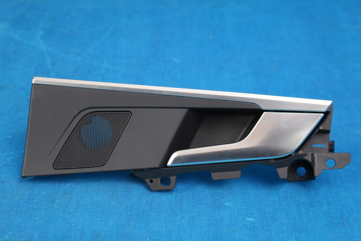 AUDI A4 B9 AVANT,EU 16R INTERIOR DOOR HANDLE RIGHT REAR 8W0839020/8W0959528