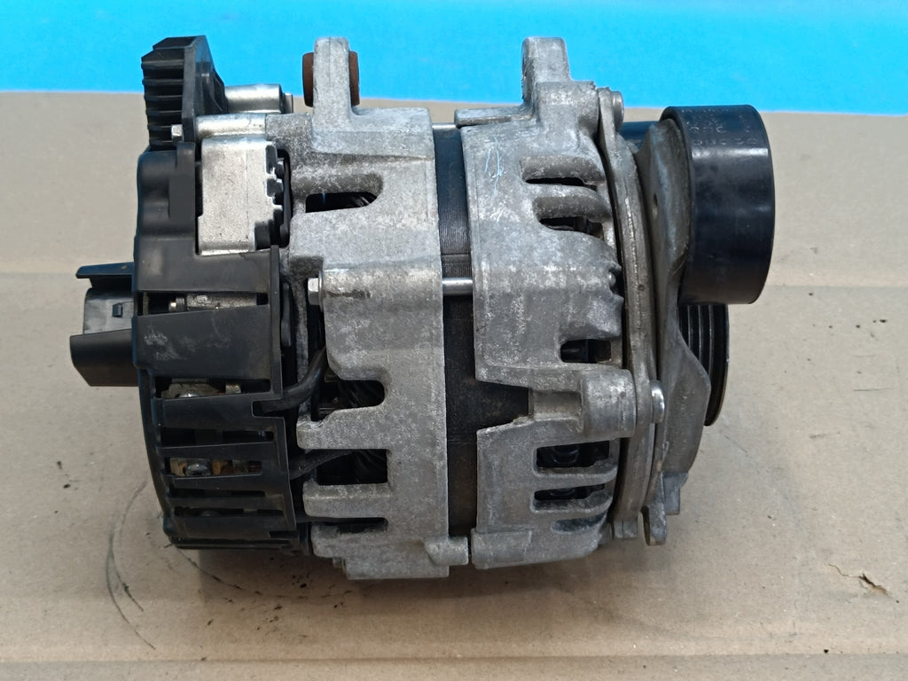 AUDI A4 B9 AVANT LIFT 2.0 TDI 120KW DTNA 2021 R ALTERNATOR 04L903018A