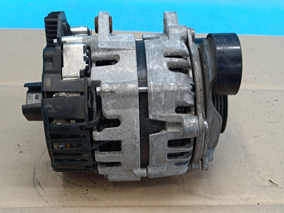 AUDI A4 B9 AVANT LIFT 2.0 TDI 120KW DTNA 2021 R ALTERNATOR 04L903018A