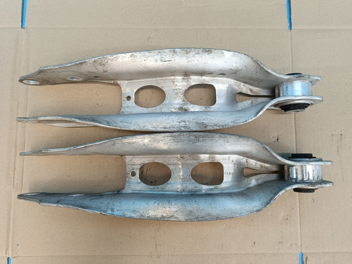 AUDI A4 B9 AVANT LIFT 2.0 TDI 120KW DTNA 2021 R CONTROL ARM REAR 8W0505311H