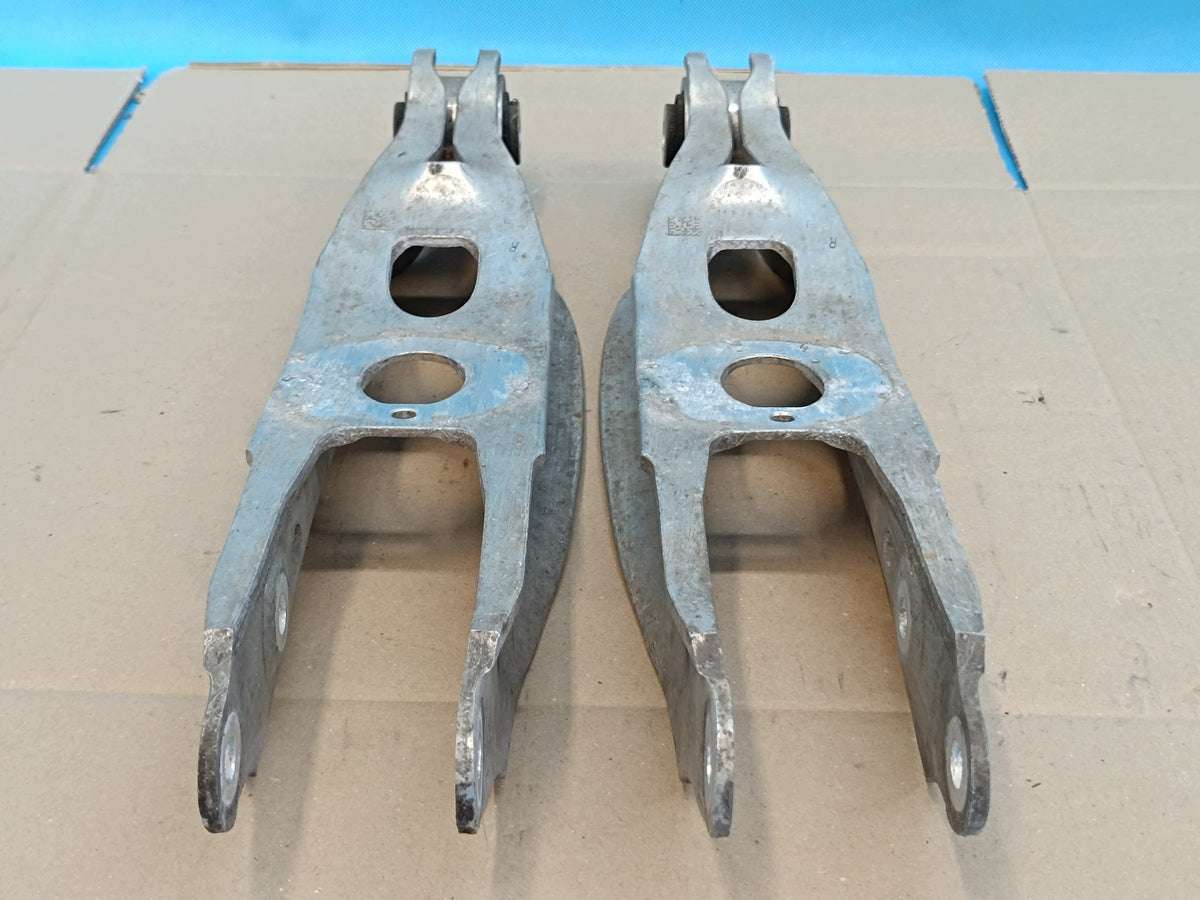 AUDI A4 B9 AVANT LIFT 2.0 TDI 120KW DTNA 2021 R CONTROL ARM REAR 8W0505311H
