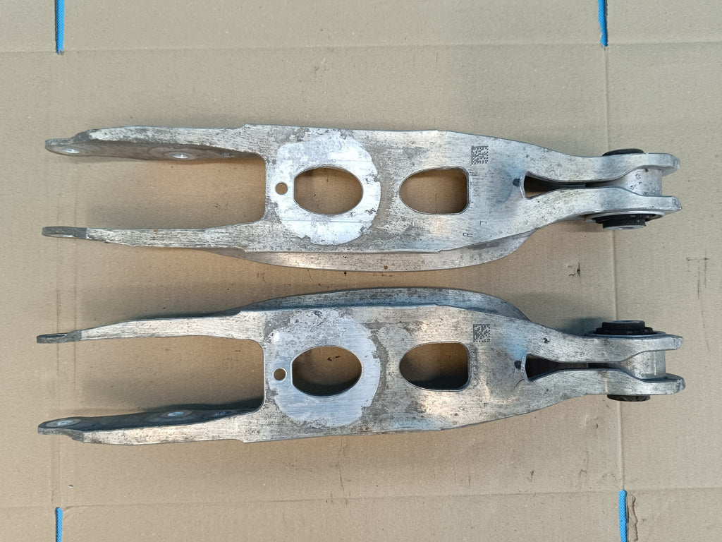 AUDI A4 B9 AVANT LIFT 2.0 TDI 120KW DTNA 2021 R CONTROL ARM REAR 8W0505311H