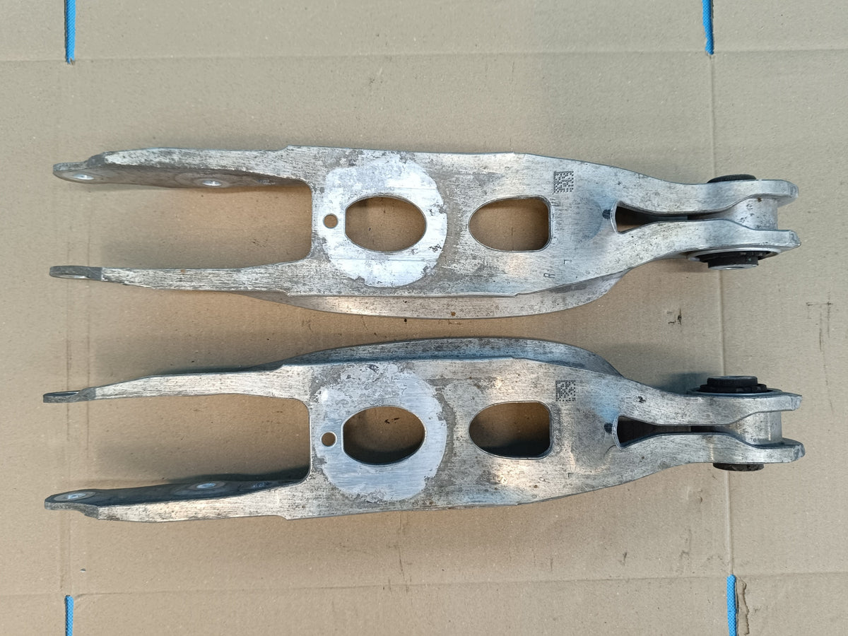 AUDI A4 B9 AVANT LIFT 2.0 TDI 120KW DTNA 2021 R CONTROL ARM REAR 8W0505311H