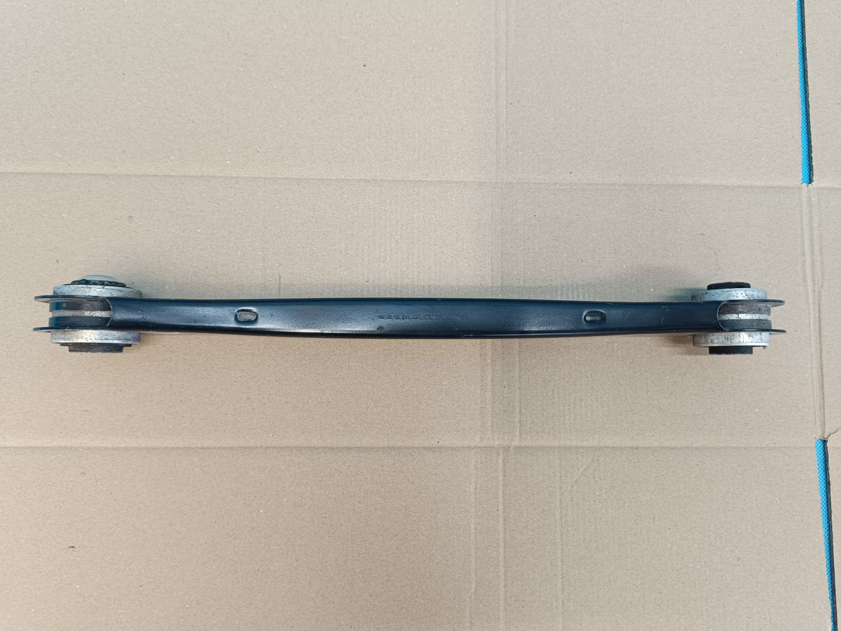 AUDI A4 B9 AVANT LIFT 2.0 TDI 120KW DTNA 2021 R CONTROL ARM RIGHT REAR 4M0505292D