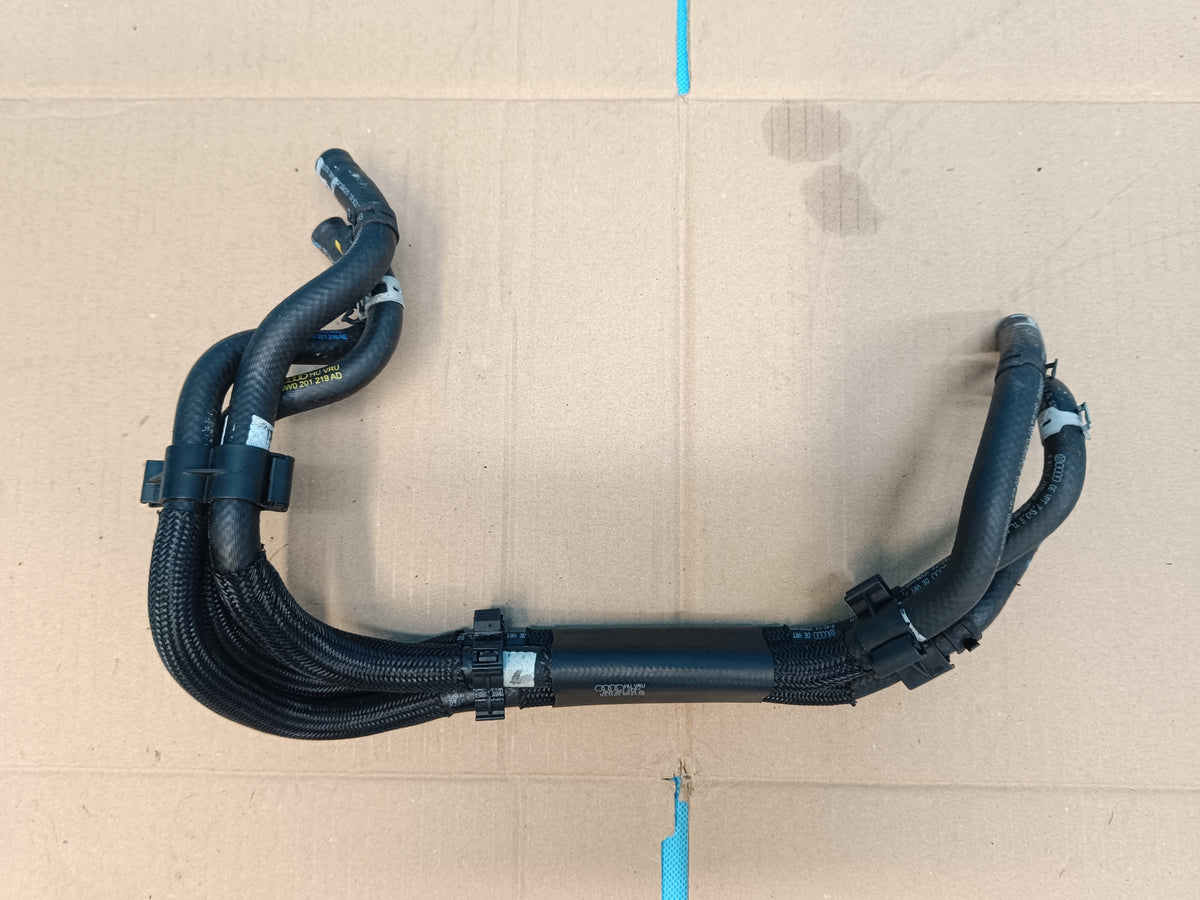 AUDI A4 B9 AVANT LIFT 2.0 TDI 120KW DTNA 2021 R FUEL LINE 8W0201215BH