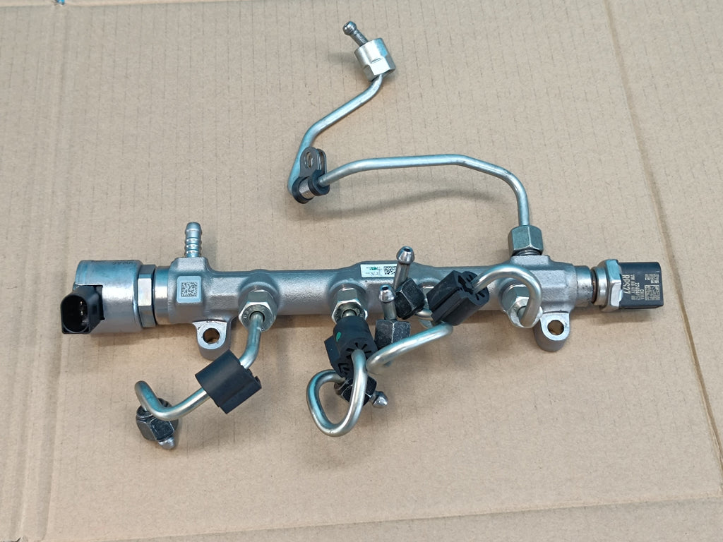 AUDI A4 B9 AVANT LIFT 2.0 TDI 2021 R INJECTION RAIL SENSOR 05L906054A