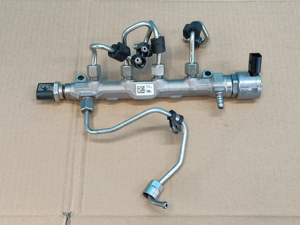 AUDI A4 B9 AVANT LIFT 2.0 TDI 2021 R INJECTION RAIL SENSOR 05L906054A
