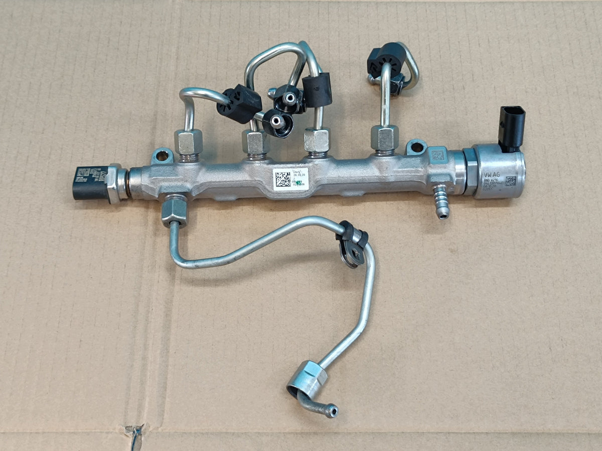 AUDI A4 B9 AVANT LIFT 2.0 TDI 2021 R INJECTION RAIL SENSOR 05L906054A
