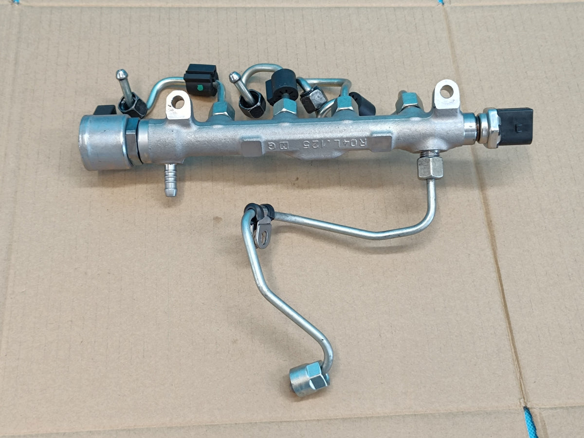 AUDI A4 B9 AVANT LIFT 2.0 TDI 2021 R INJECTION RAIL SENSOR 05L906054A
